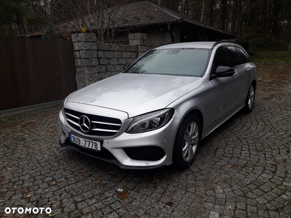 Mercedes-Benz Klasa C 250 (BlueTEC) d T 7G-TRONIC AMG Line