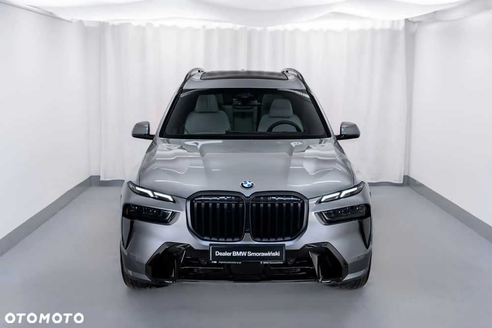 BMW X7 - 11