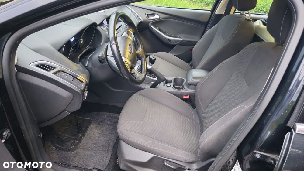Ford Focus 1.6 EcoBoost Titanium - 18