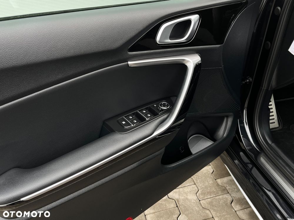 Kia ProCeed 1.5 T-GDI DCT7 OPF GT LINE - 22