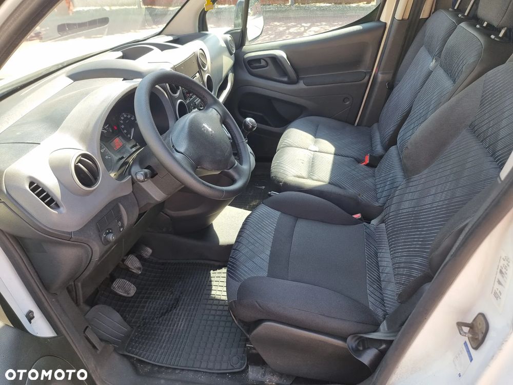 Peugeot Partner - 8