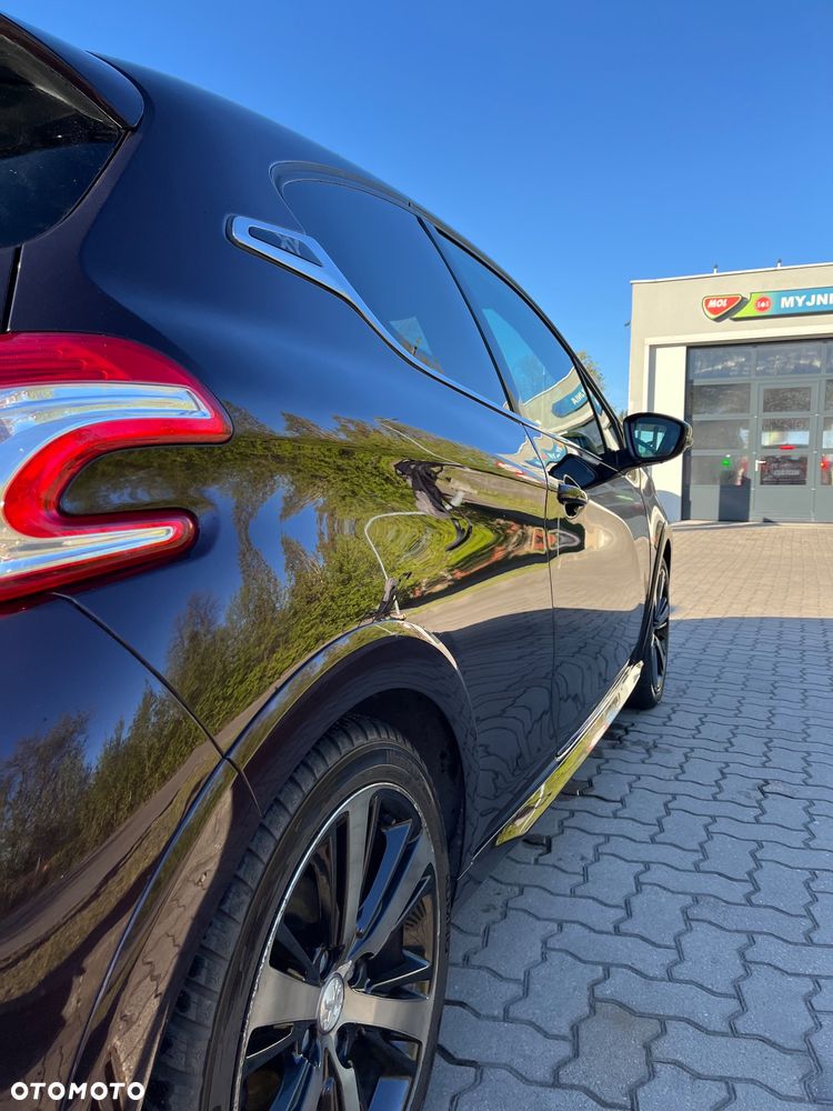 Peugeot 208 - 7