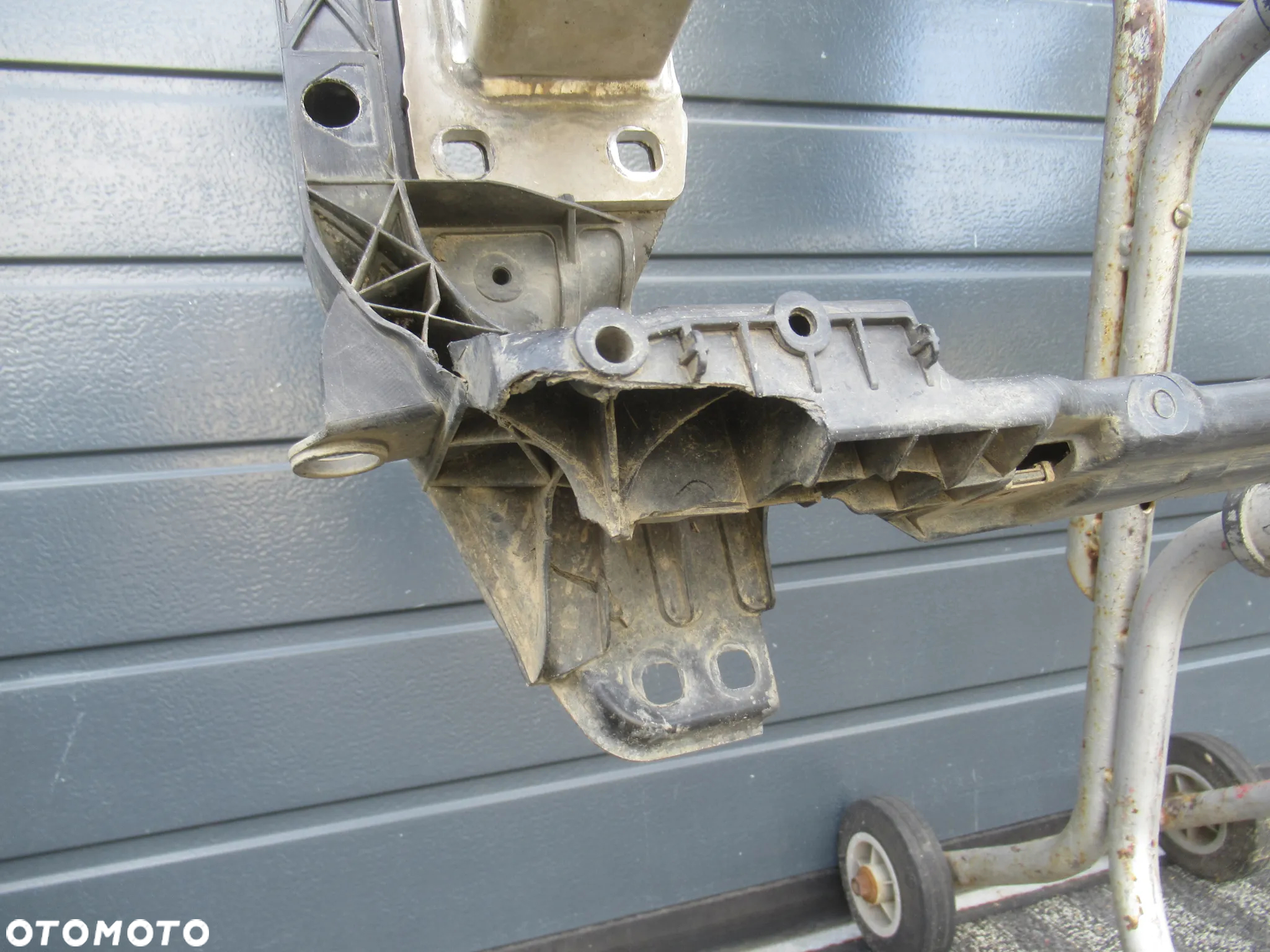 BELKA PAS WZMOCNIENIE CZOŁOWE PRZEDNIE AUDI Q7 II LIFT 4M0 4M0805594 4M0807109C 2019 - 11