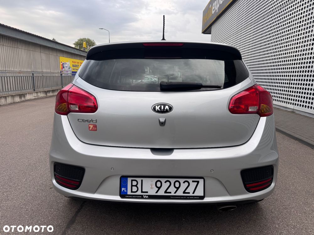 Kia Ceed 1.6 GDI DCT Platinum Edition - 4