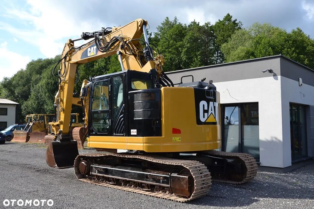 Caterpillar 325 FL - 6