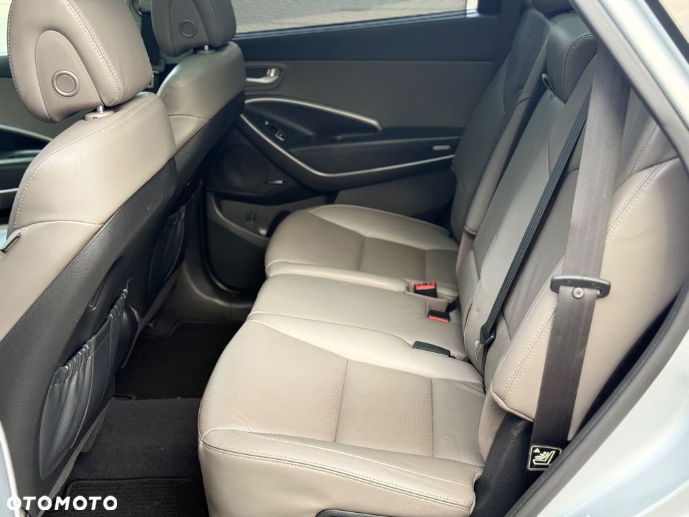 Hyundai Santa Fe - 20