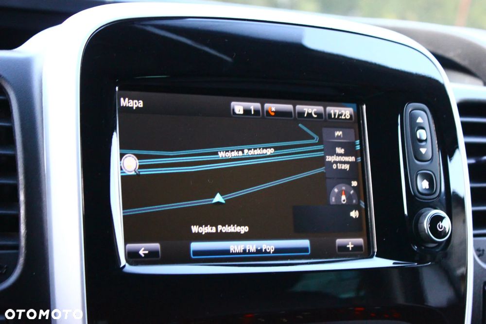 Renault Trafic 2.0 dCi - 26