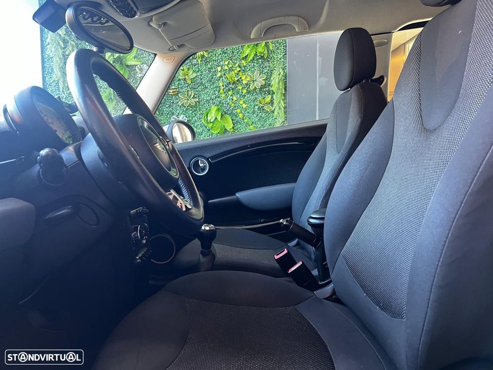 MINI Clubman Cooper SD - 7