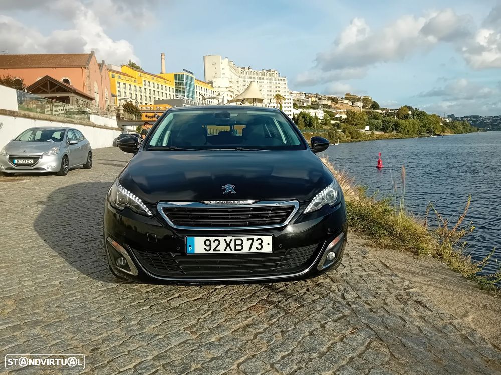 Peugeot 308 1.6 BlueHDi Style J17 - 25