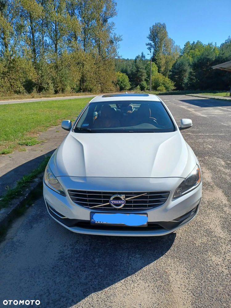 Volvo S60 - 1