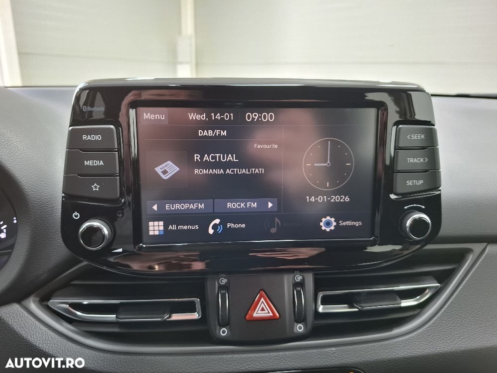 Hyundai i30 1.5 110CP 5DR M/T Highway - 18