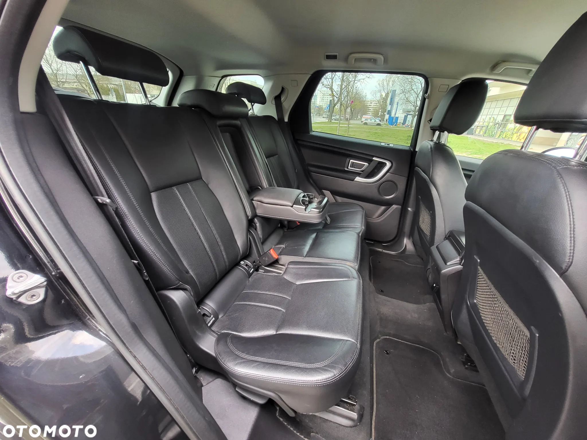 Land Rover Discovery Sport 2.0 TD4 HSE - 30