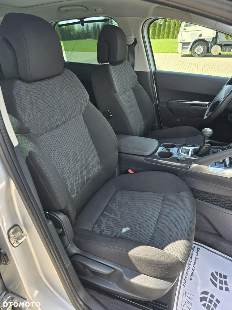 Peugeot 3008 - 23