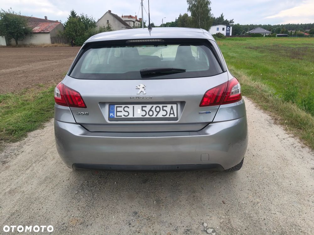 Peugeot 308 - 3