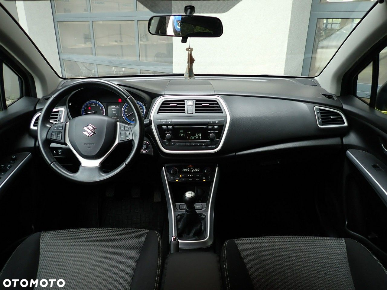 Suzuki SX4 S-Cross - 26