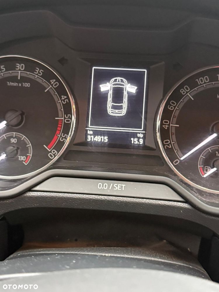 Skoda Octavia 2.0 TDI Joy - 11