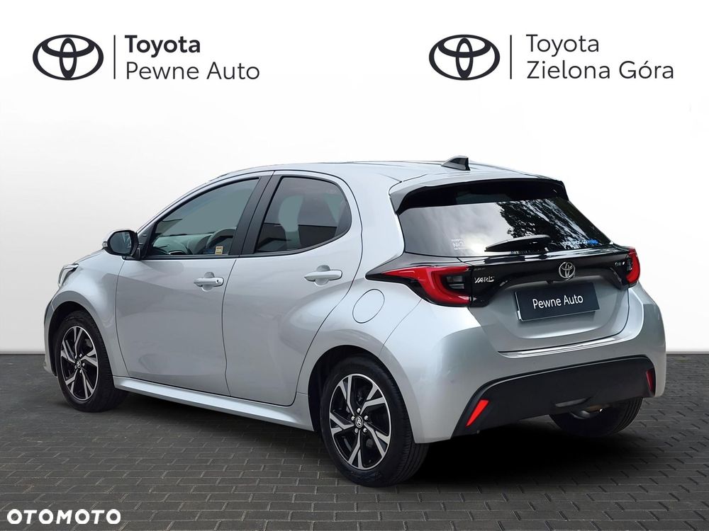 Toyota Yaris Hybrid 1.5 Style - 4