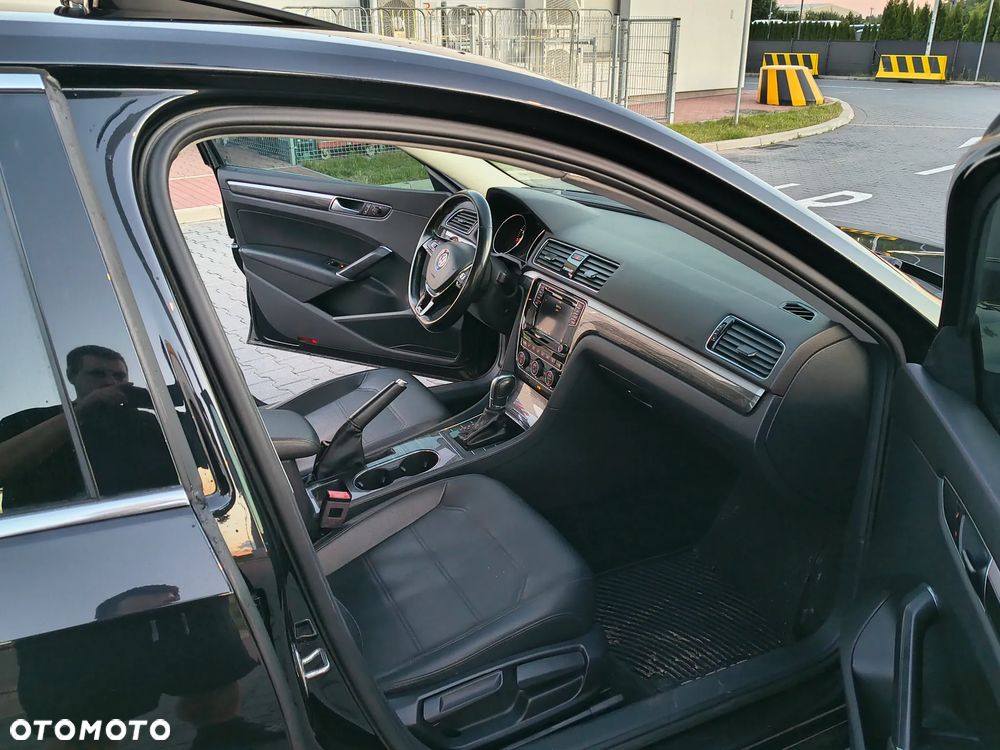 Volkswagen Passat - 10