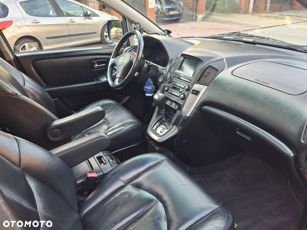Lexus RX Lux - 16