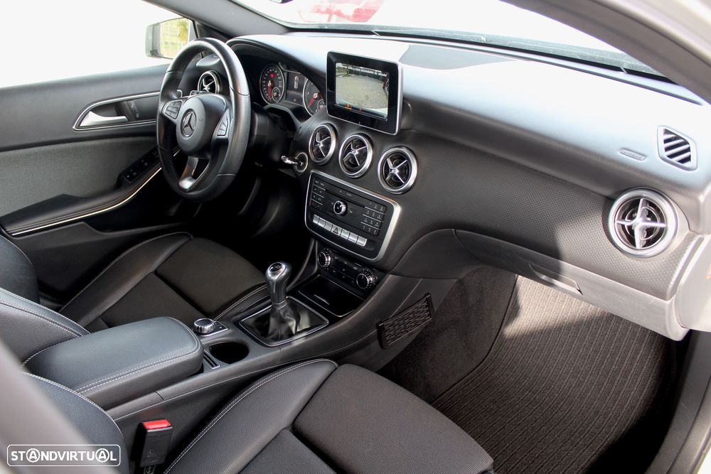 Mercedes-Benz A 160 d Style - 21