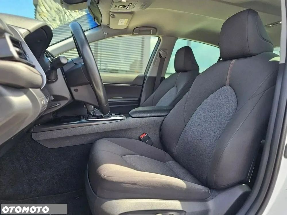 Toyota Camry 2.5 Hybrid Prestige CVT - 29