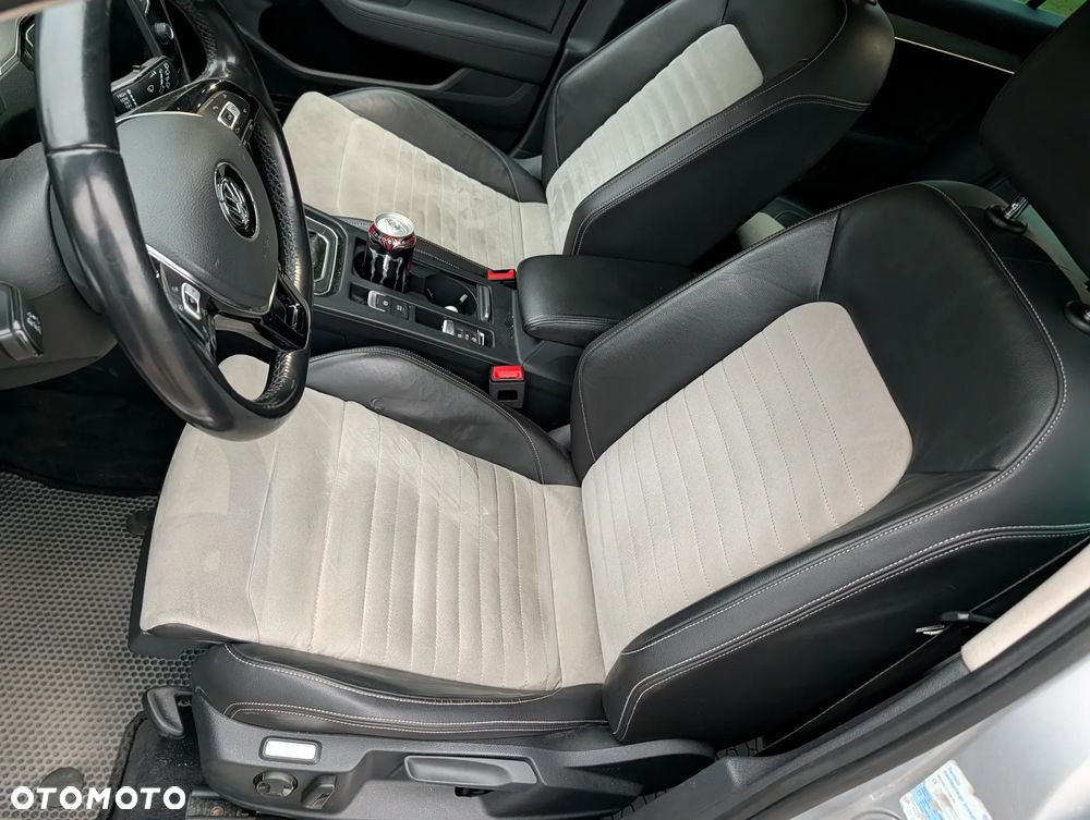 Volkswagen Passat 2.0 TDI BMT Highline DSG - 10