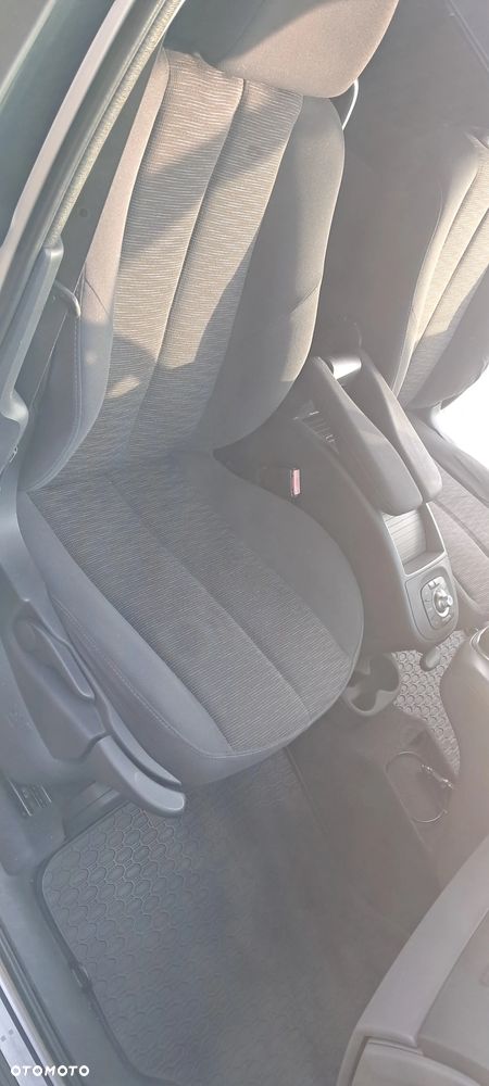 Renault Grand Scenic - 10