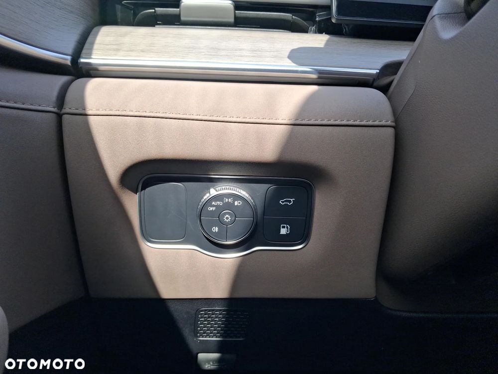 Chery Tiggo 8 1.5 T-GDI Super Hybrid Prestige DCT - 26