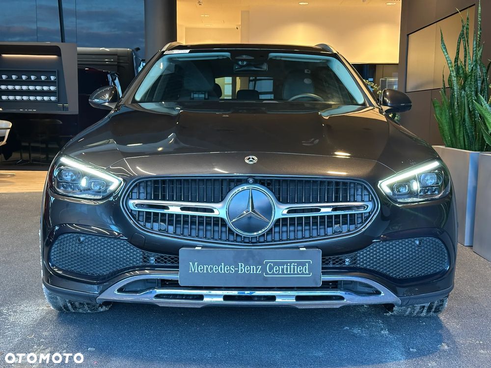 Mercedes-Benz Klasa C 200 4Matic All-Terrain 9G-TRONIC Avantgarde - 2