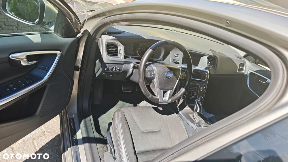 Volvo V60 D2 Drive-E Kinetic - 8