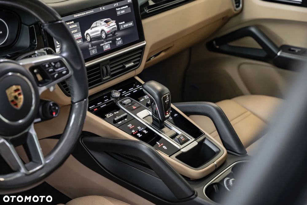 Porsche Cayenne Platinum Edition - 29