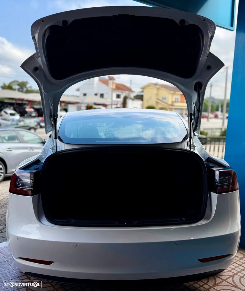 Tesla Model 3 Long Range Tração Integral - 24