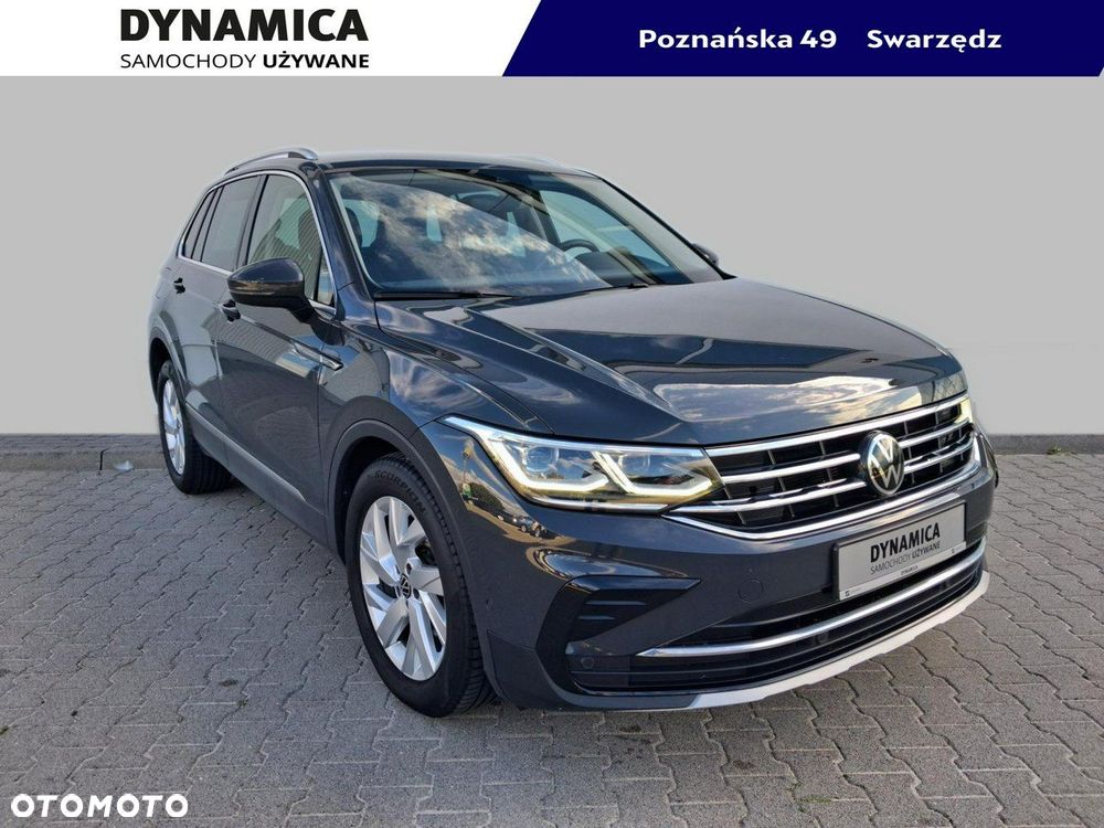 Volkswagen Tiguan - 1