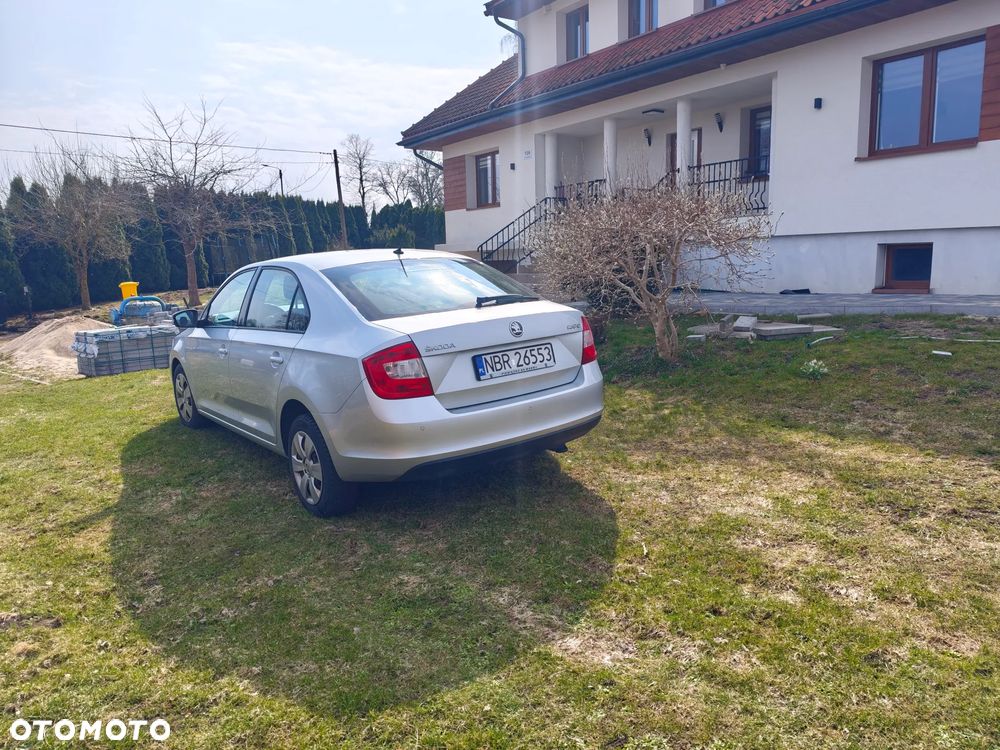 Skoda RAPID 1.6 TDI DPF Ambition - 4