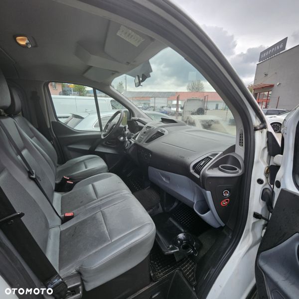 Ford Transit Custom - 13