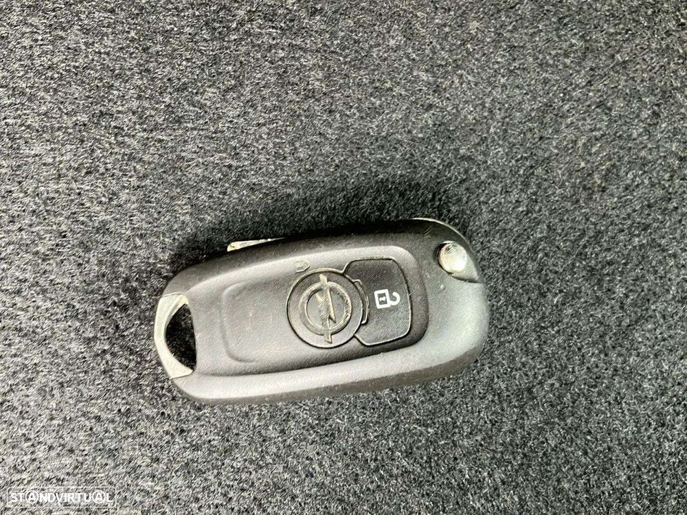 Opel Astra Sports Tourer 1.2 T GS Line S/S - 18