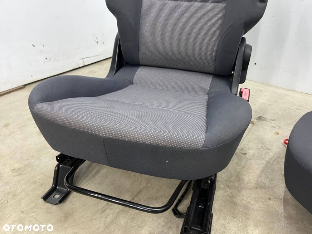 Fotele Mitsubishi Colt VI 6 Z30 5Drzwi 04-12r. kanapa tylna KOMPLET europa kolor 11H - 6