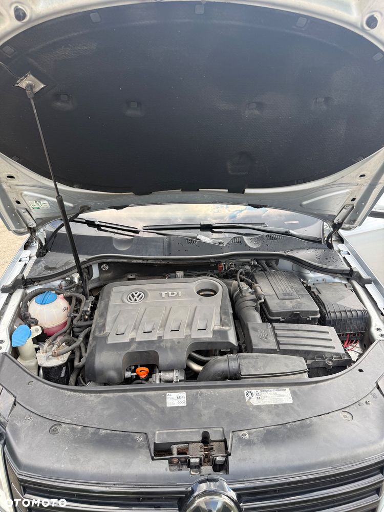 Volkswagen Passat 2.0 TDI DPF Highline DSG - 19