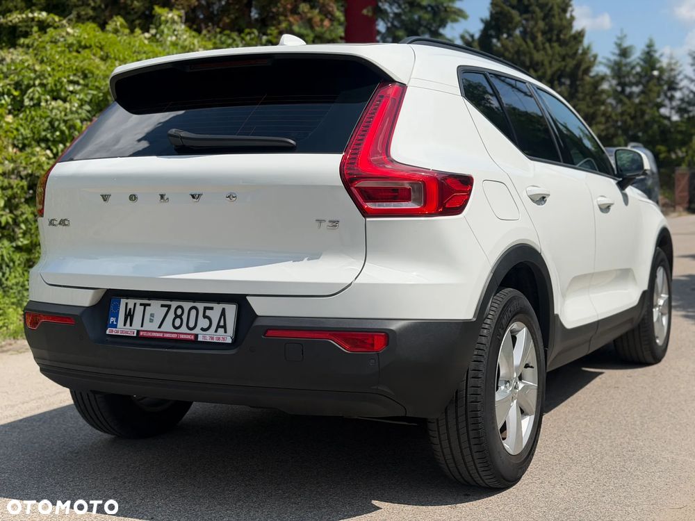 Volvo XC 40 T3 Momentum - 4