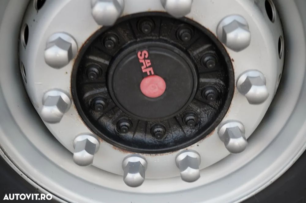 Wielton CORTINĂ STANDARD / REMORCA DIN OȚEL - 9 M / AXĂ CULISANTĂ / SAF / ACOPERIȘ CULISANT - 25