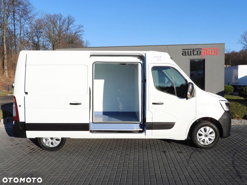 Renault MASTER FURGON CHŁODNIA  -10*C ZASILANIE 230V TEMPOMAT NAWIGACJA LEDY KLIMATYZACJA  150KM - 9
