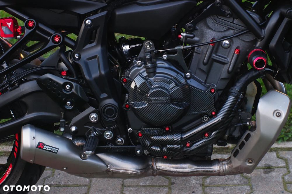Yamaha MT - 7