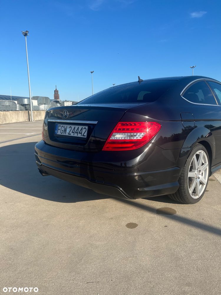 Mercedes-Benz Klasa C 250 7G-TRONIC Edition - 8