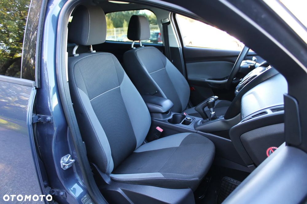 Ford Focus SW - 26