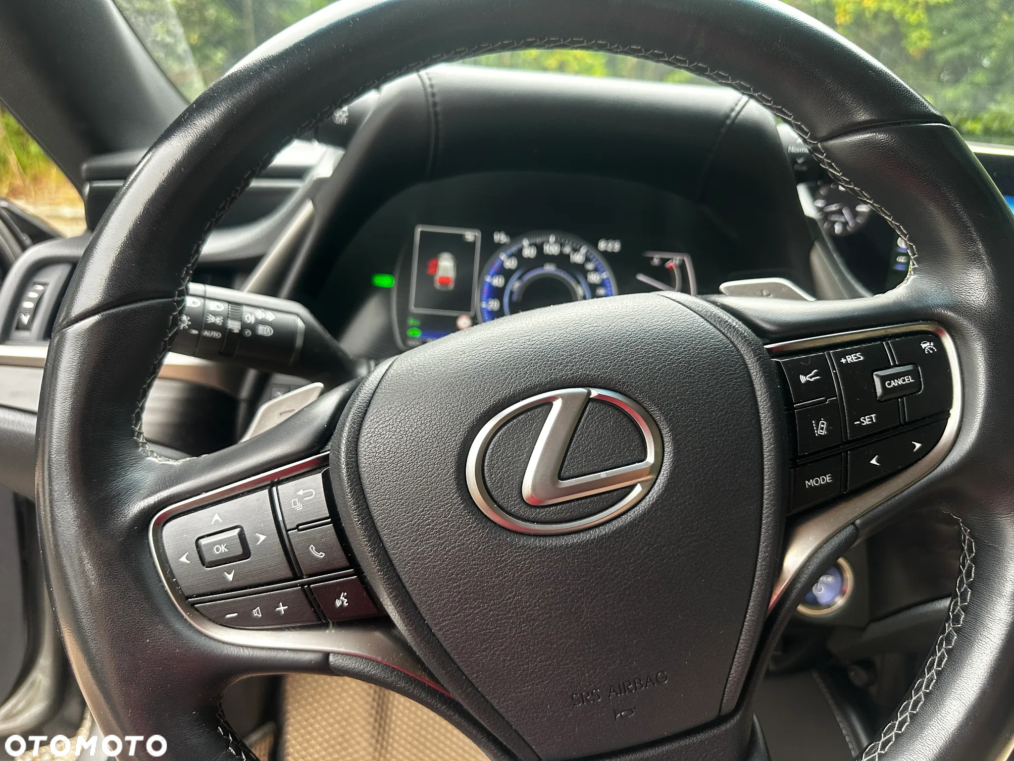 Lexus ES - 15