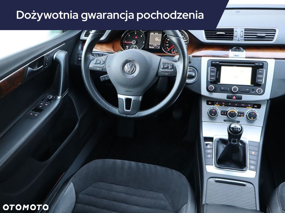 Volkswagen Passat Variant - 9