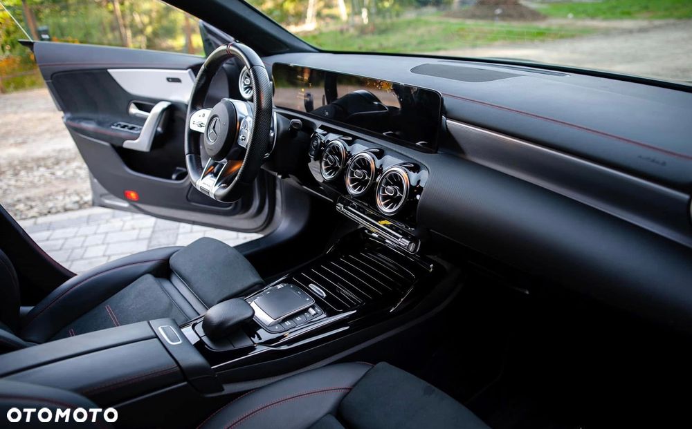 Mercedes-Benz CLA AMG 35 4-Matic 7G-DCT - 8