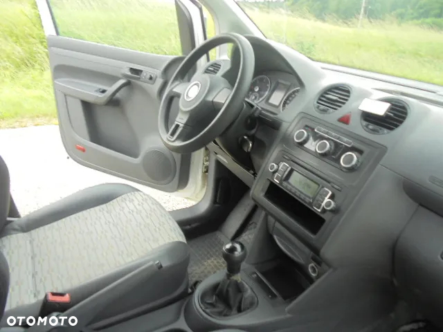 Volkswagen CADDY - 8