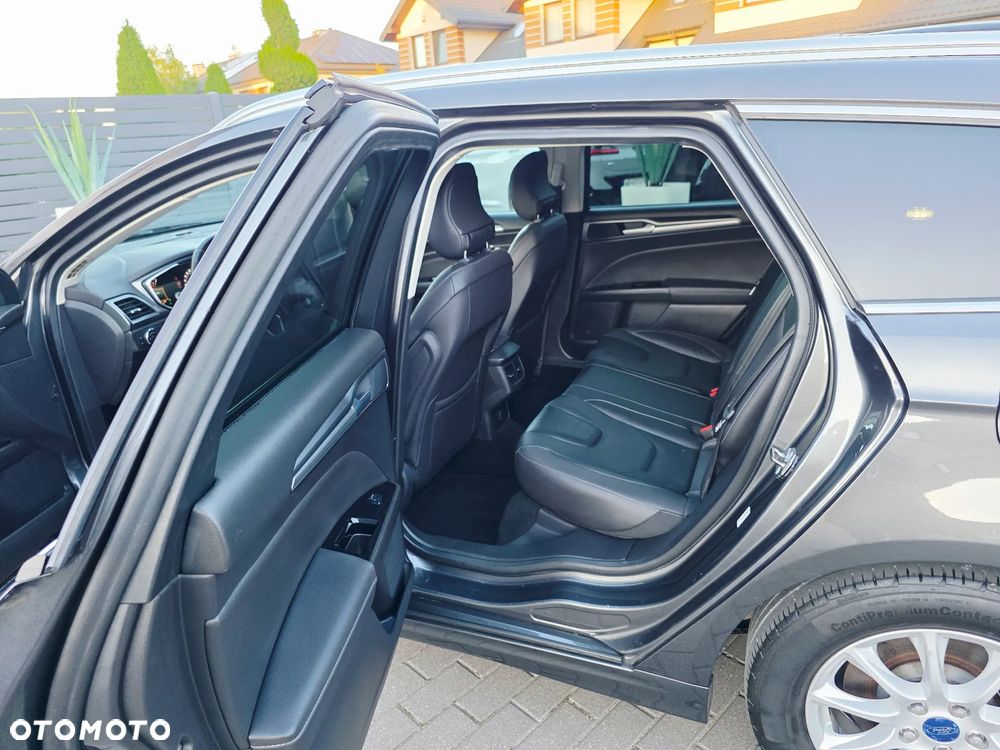 Ford Mondeo Turnier 1.6 TDCi ECOnetic Start-Stopp Titanium - 40
