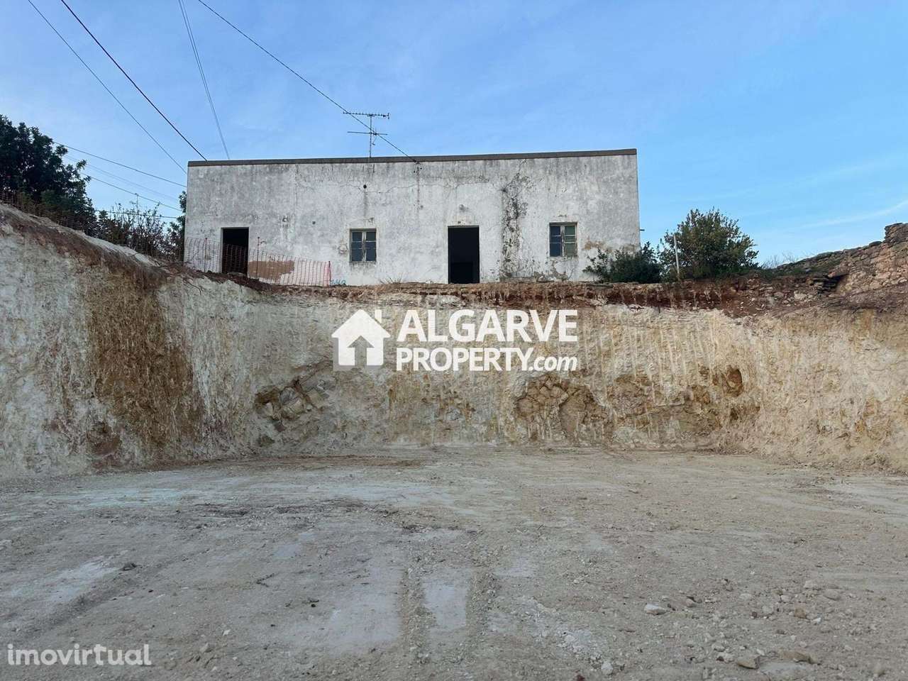 Terreno com Projeto Aprovado para Moradia V3 com Piscina e Vista Mar e - Grande imagem: 4/12